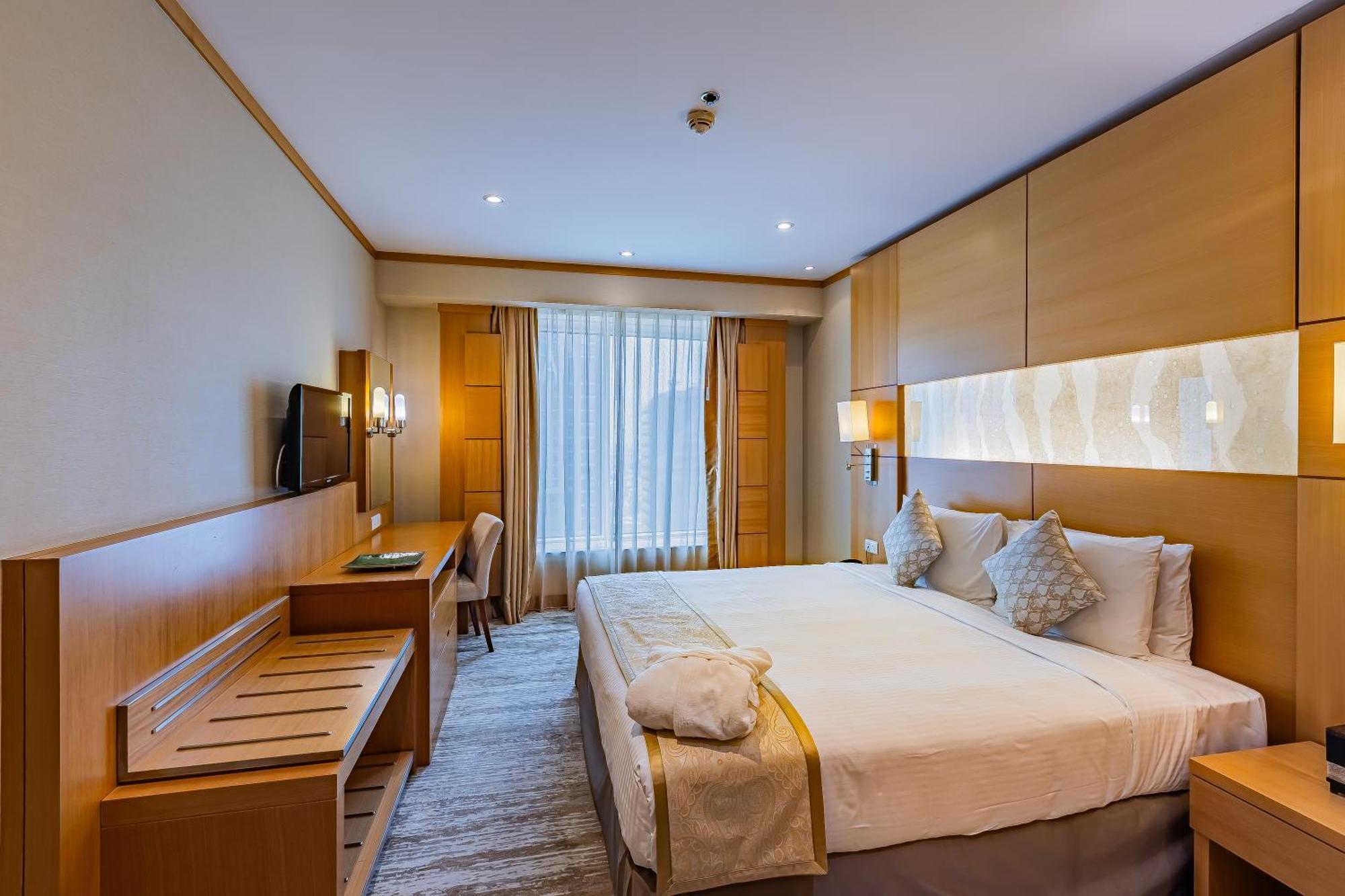 Carlton Downtown Hotel Дубай Экстерьер фото