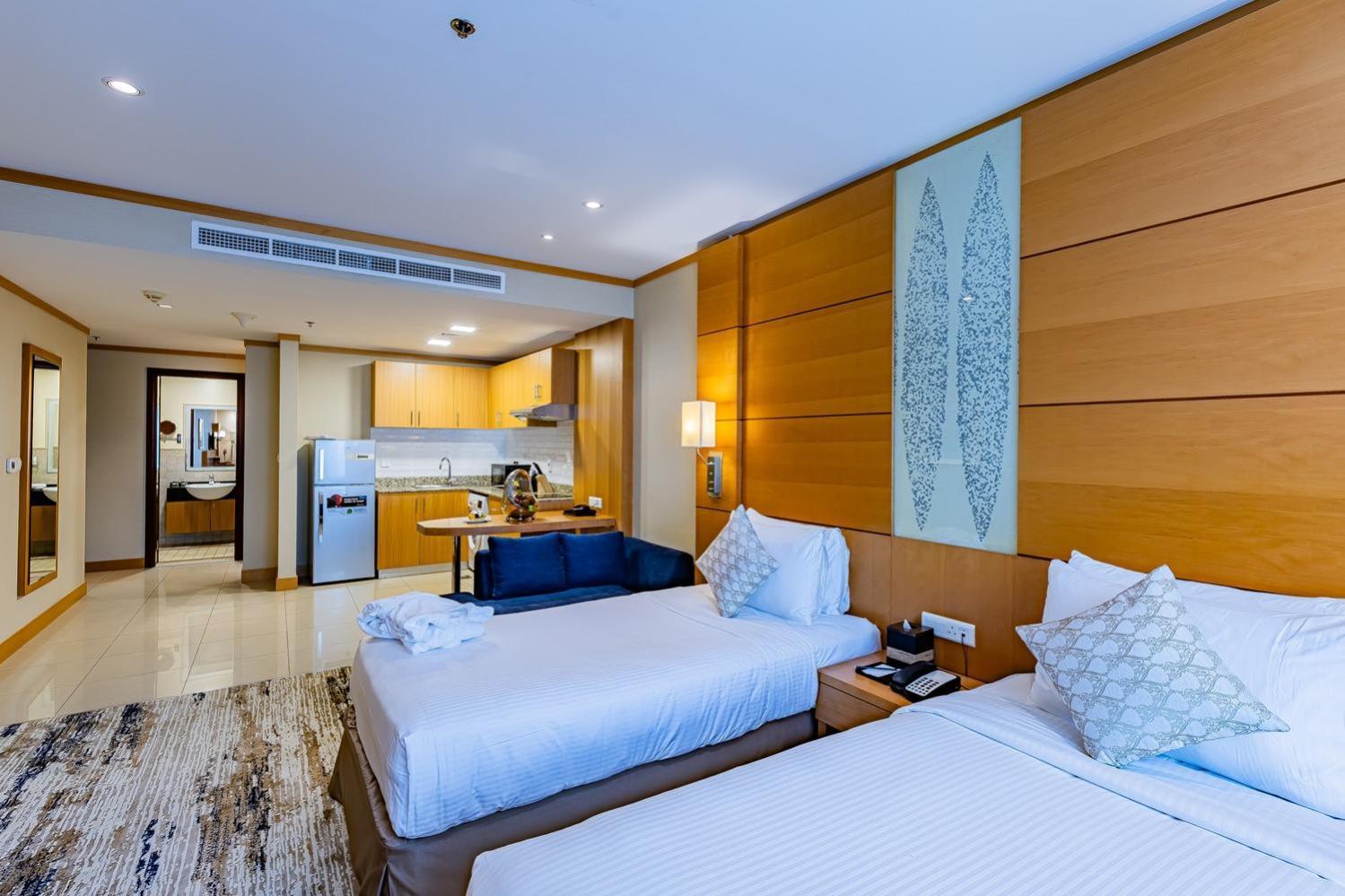 Carlton Downtown Hotel Дубай Экстерьер фото