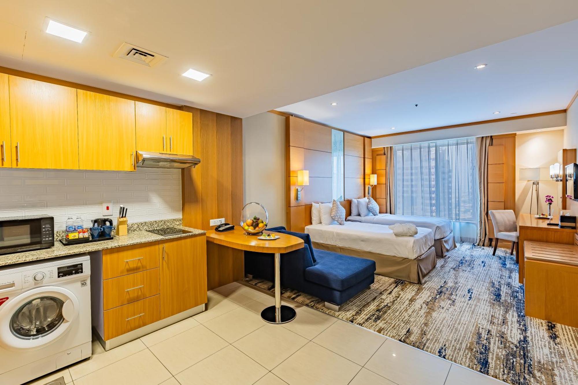 Carlton Downtown Hotel Дубай Экстерьер фото