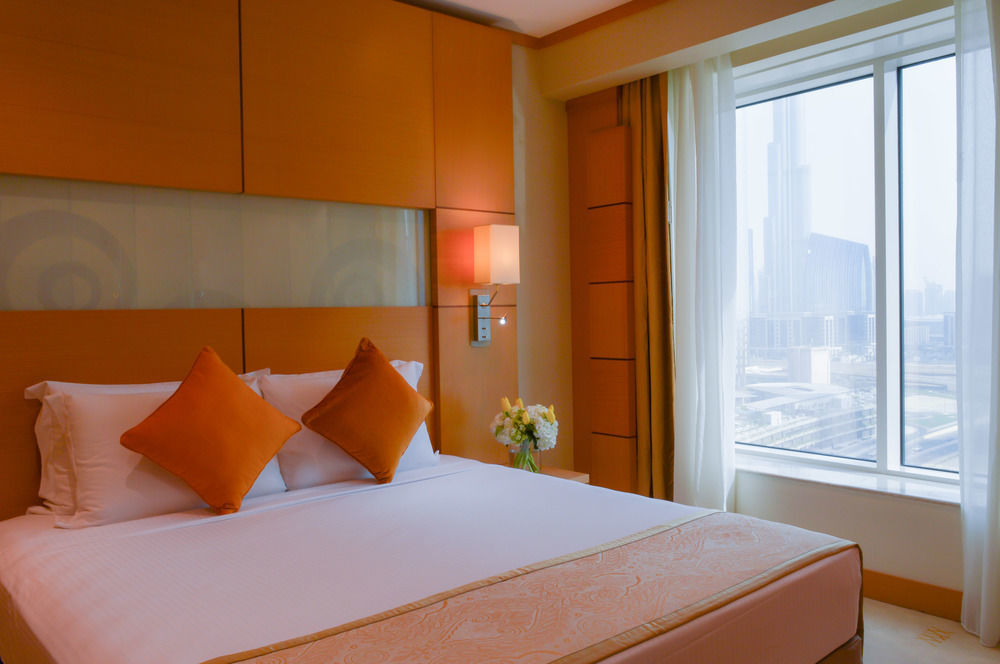 Carlton Downtown Hotel Дубай Экстерьер фото